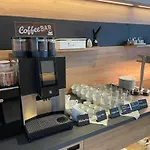 Meerzeit Strandhotel 호텔 뉴할링거지어