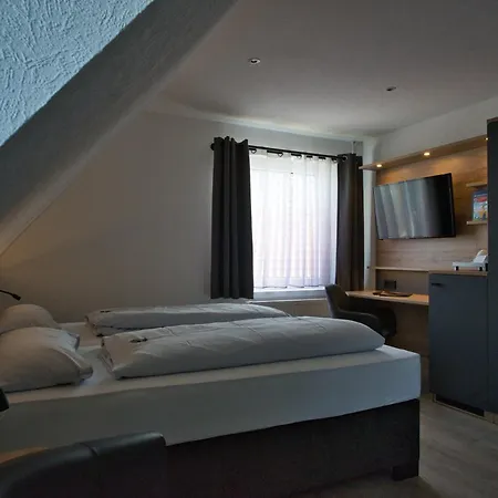 Meerzeit Strandhotel 纽哈灵吉塞尔