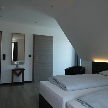 Meerzeit Strandhotel 酒店 纽哈灵吉塞尔