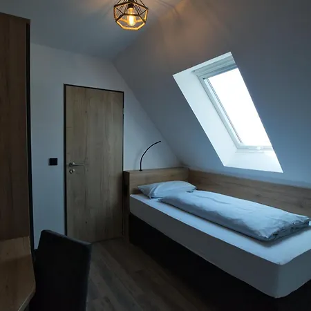 Meerzeit Strandhotel Нойхарлингерзиль