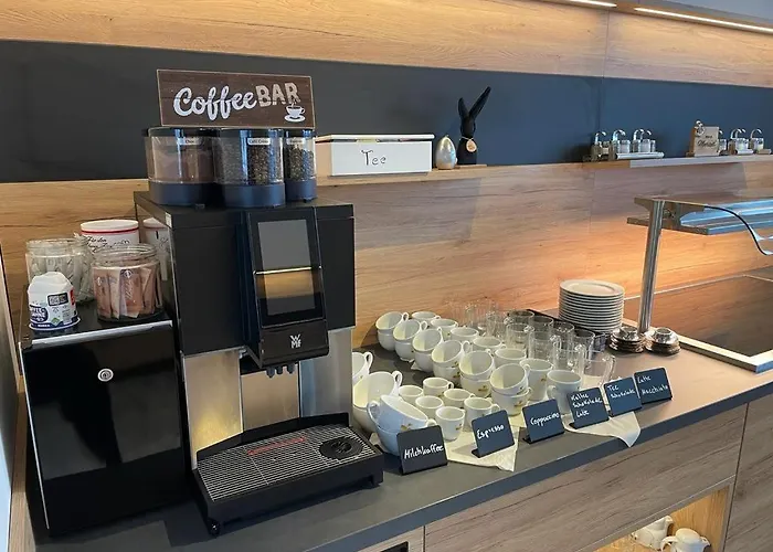 Meerzeit Strandhotel מלון נויהרלינגרזיל